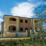 Le Residenze Di Vico Friuli 1 * Orosei