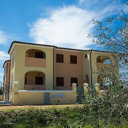 Le Residenze Di Vico Friuli 1 * オロゼーイ